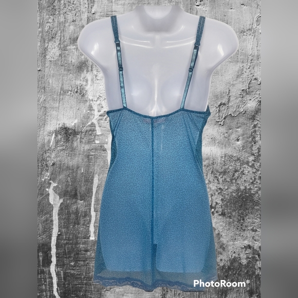 Victoria's Secret Intimates Blue Cheetah Sheer Lingerie Slip Size Small - Picture 5 of 6